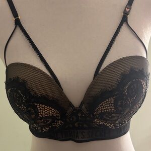 Victoria’s Secret Very Sexy Push-up Convertible Strap Bra